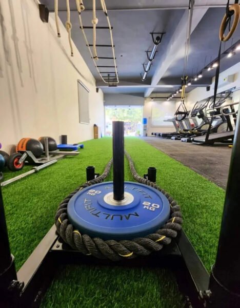 Fitness Hub – Train Hard, Stay Strong!
