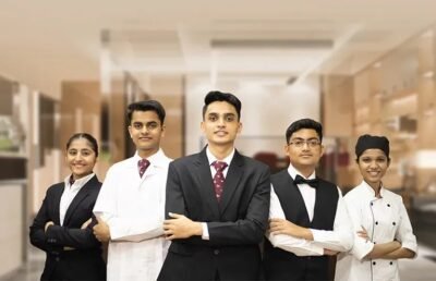 Hotel Staff Jobs in Kakinada – Receptionist, Housekeeping, Room Service & Stewards
